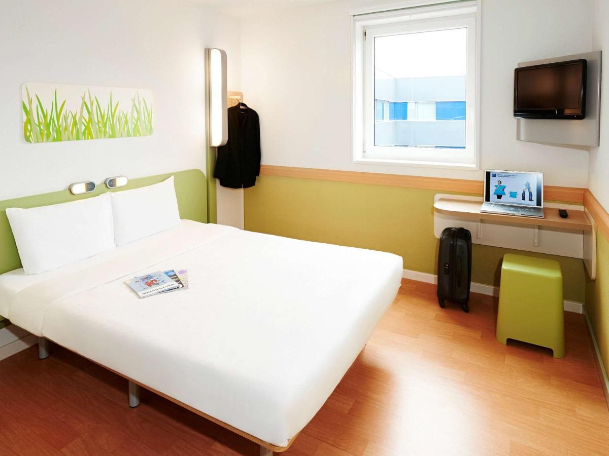 ibis budget Cergy St Christophe Exterior foto