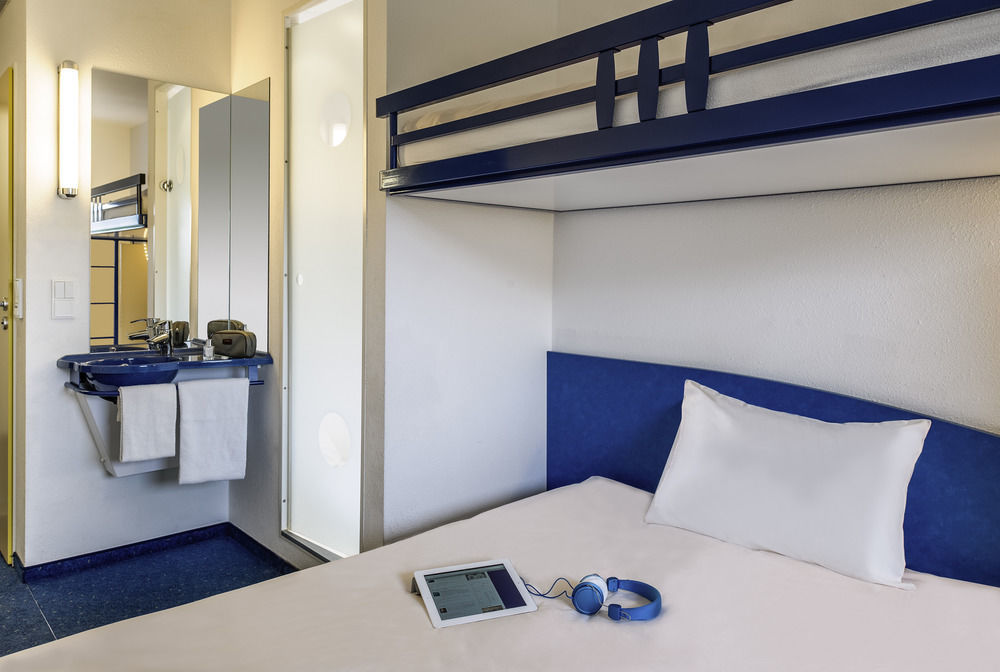 ibis budget Cergy St Christophe Exterior foto